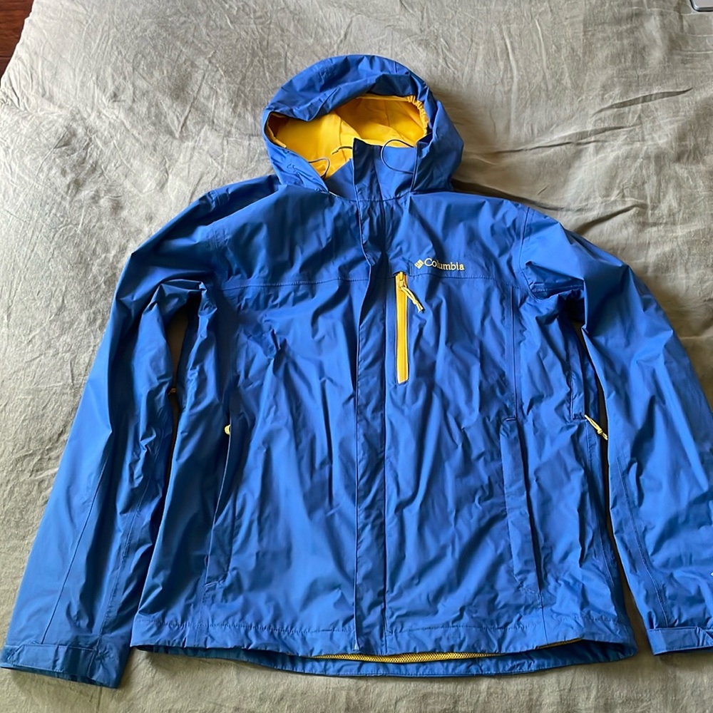 Columbia Men’s Rain Jacket